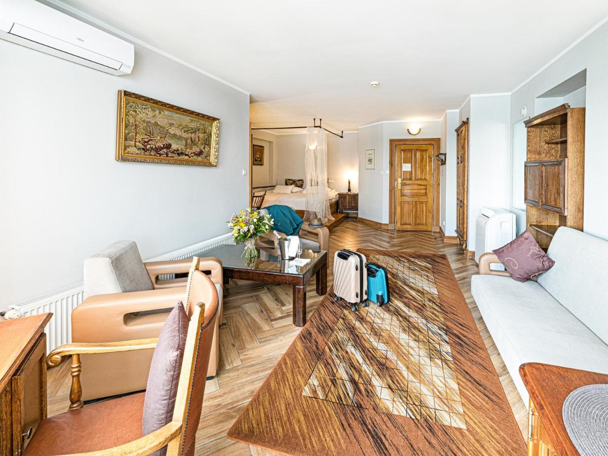 Hotel Solar Palace Spa & Wellness Мронгово Экстерьер фото